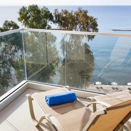 מלון Harmony Bay לימסול