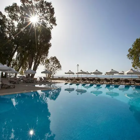 Harmony Bay מלון 3*