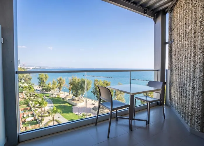 Harmony Bay Ξενοδοχείο