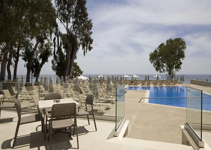 Szálloda Harmony Bay Limassol