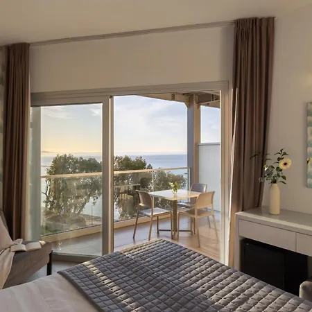 Hotel Harmony Bay Limisso