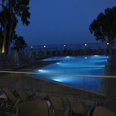 Szálloda Harmony Bay Limassol