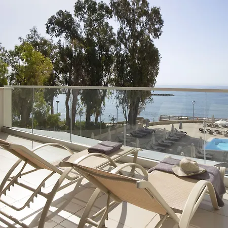 Harmony Bay Szálloda Limassol